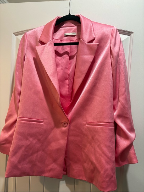 Alice + Olivia Jackets & Blazers - Alice + Olivia Shiny Pink Satin Single-Button Blazer